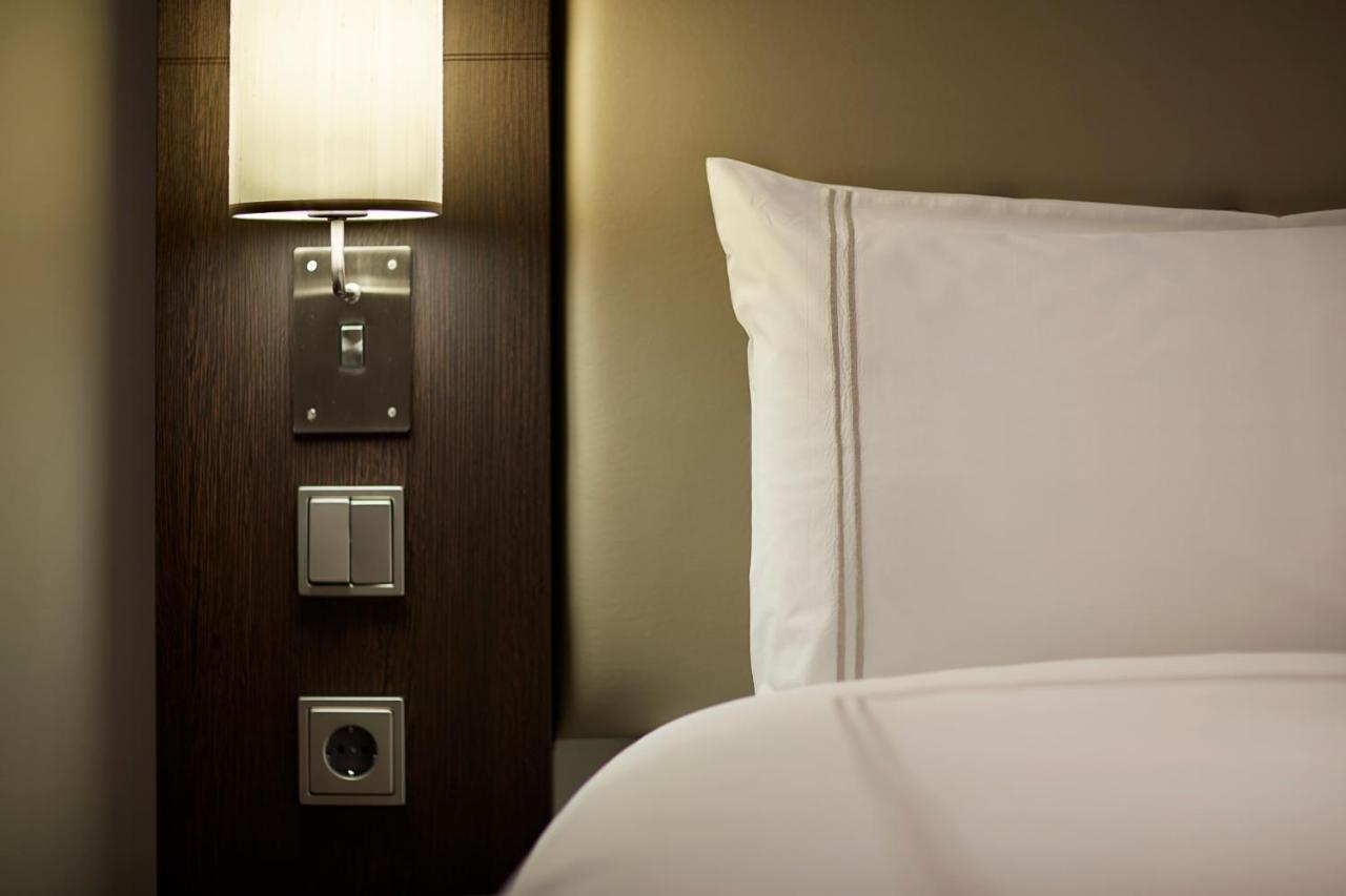 Premier Inn Braunschweig City Centre Exteriör bild